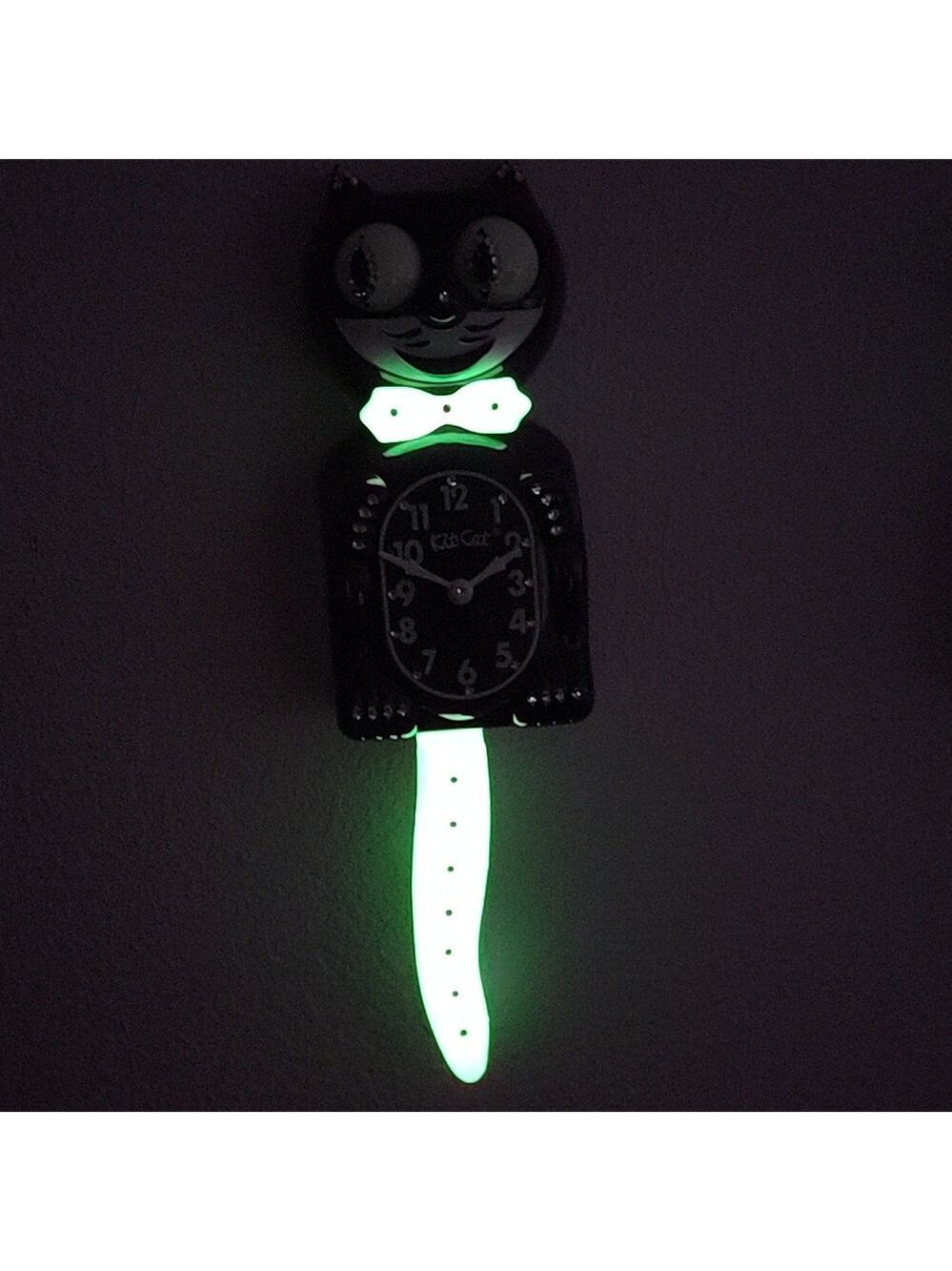 Rare Jeweled Boysenberry Kit Cat Klock with glow in the dark bow tie & tail - Picture 11 of 12